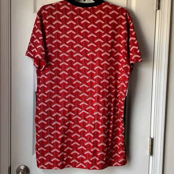 Men’s “Go Hard” Shirt - Picture 2 of 4